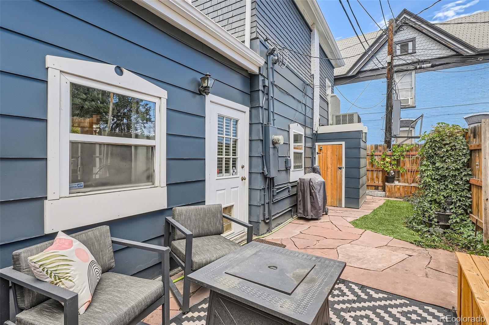 MLS Image #19 for 1414 n clarkson street,denver, Colorado