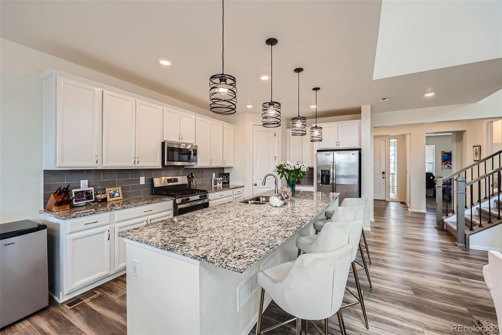 MLS Image #6 for 935  peach leaf lane,elizabeth, Colorado