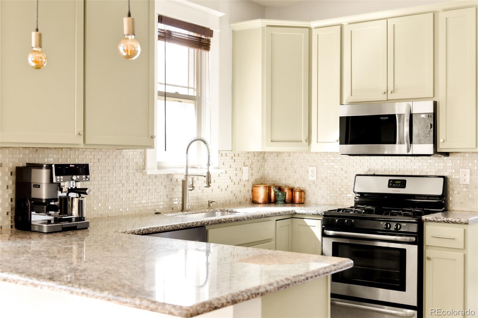 MLS Image #18 for 3253 n columbine street,denver, Colorado