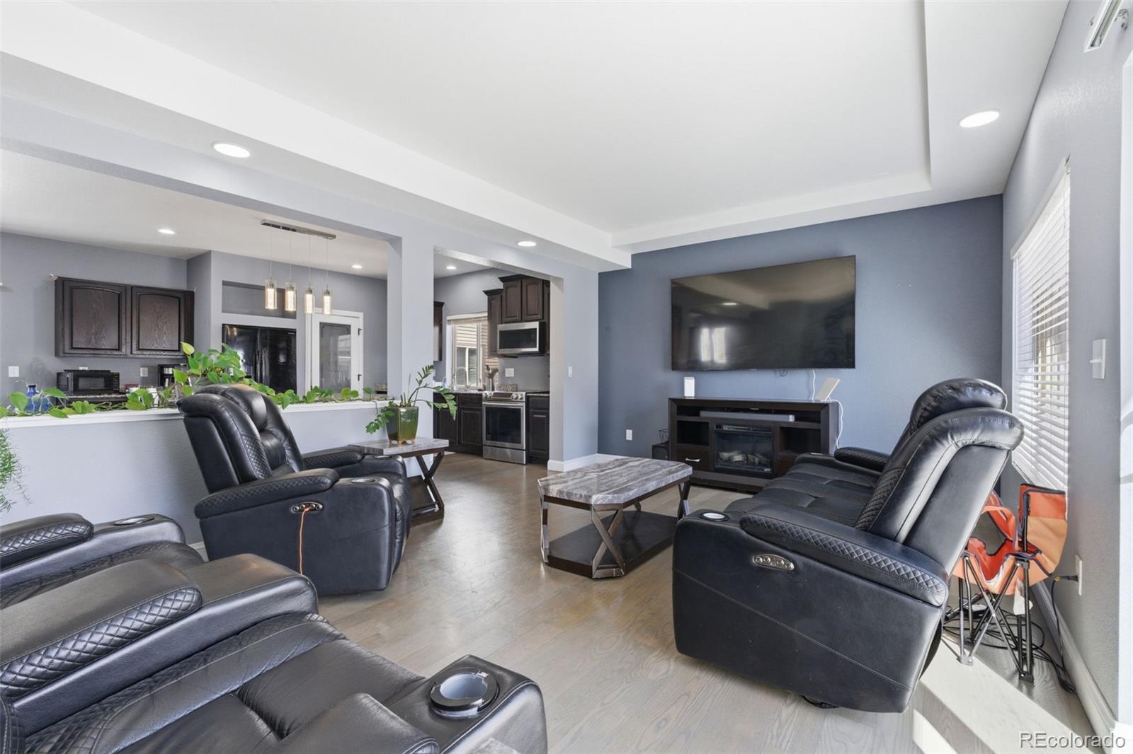 MLS Image #3 for 5027 n andes way,denver, Colorado