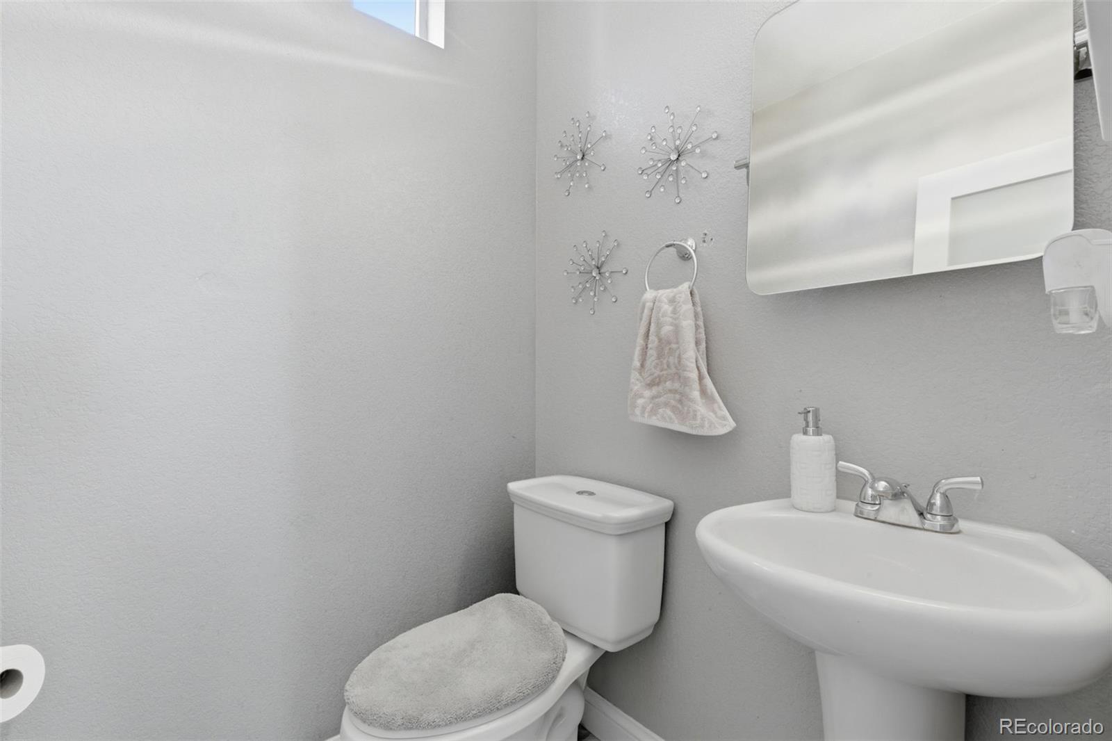 MLS Image #4 for 5027 n andes way,denver, Colorado