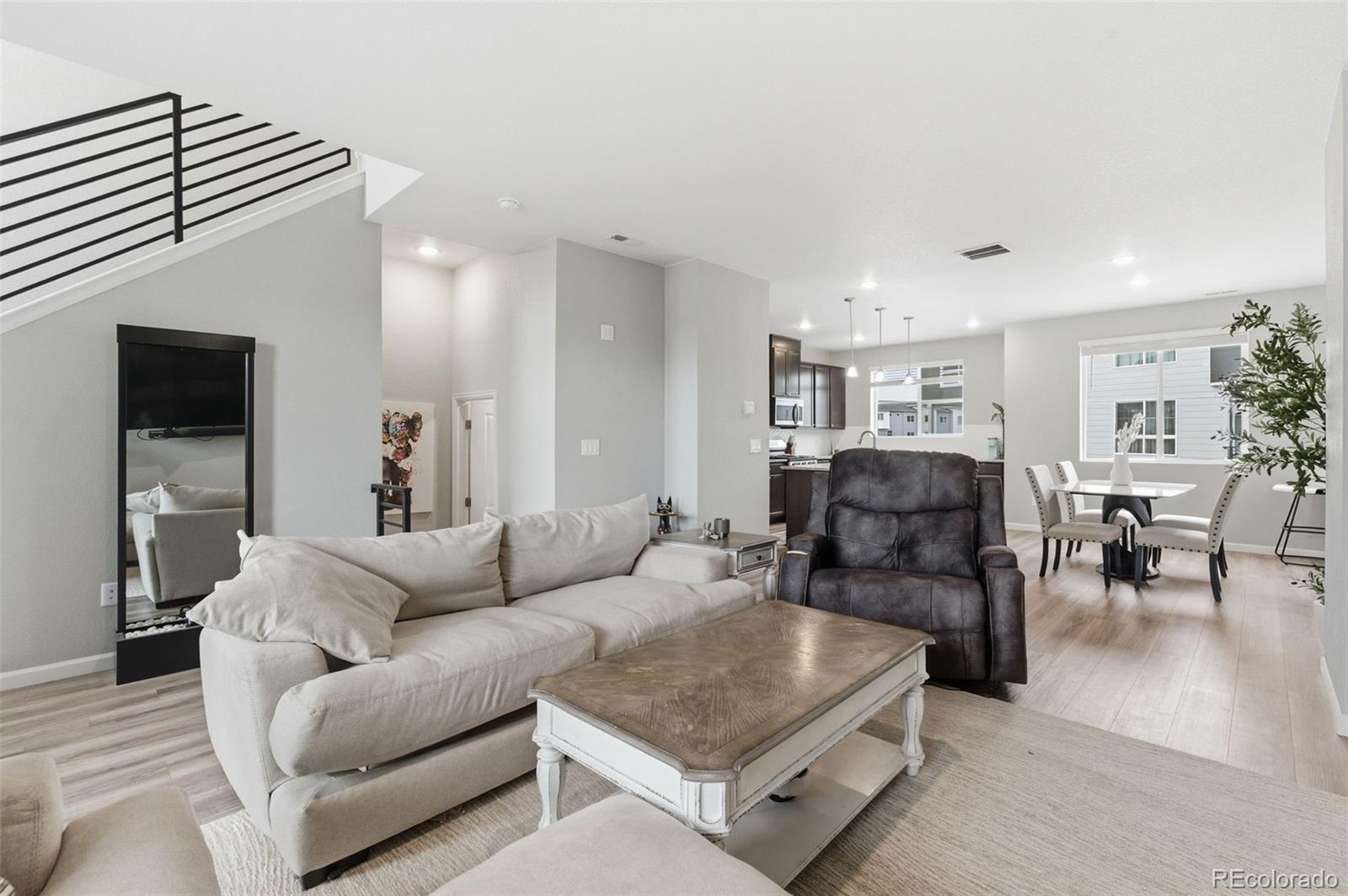 MLS Image #4 for 10653  larimar point,colorado springs, Colorado