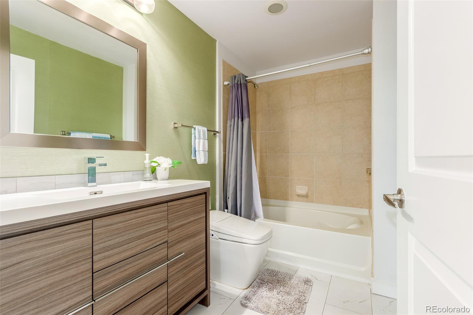 MLS Image #16 for 1700  bassett street 1023,denver, Colorado