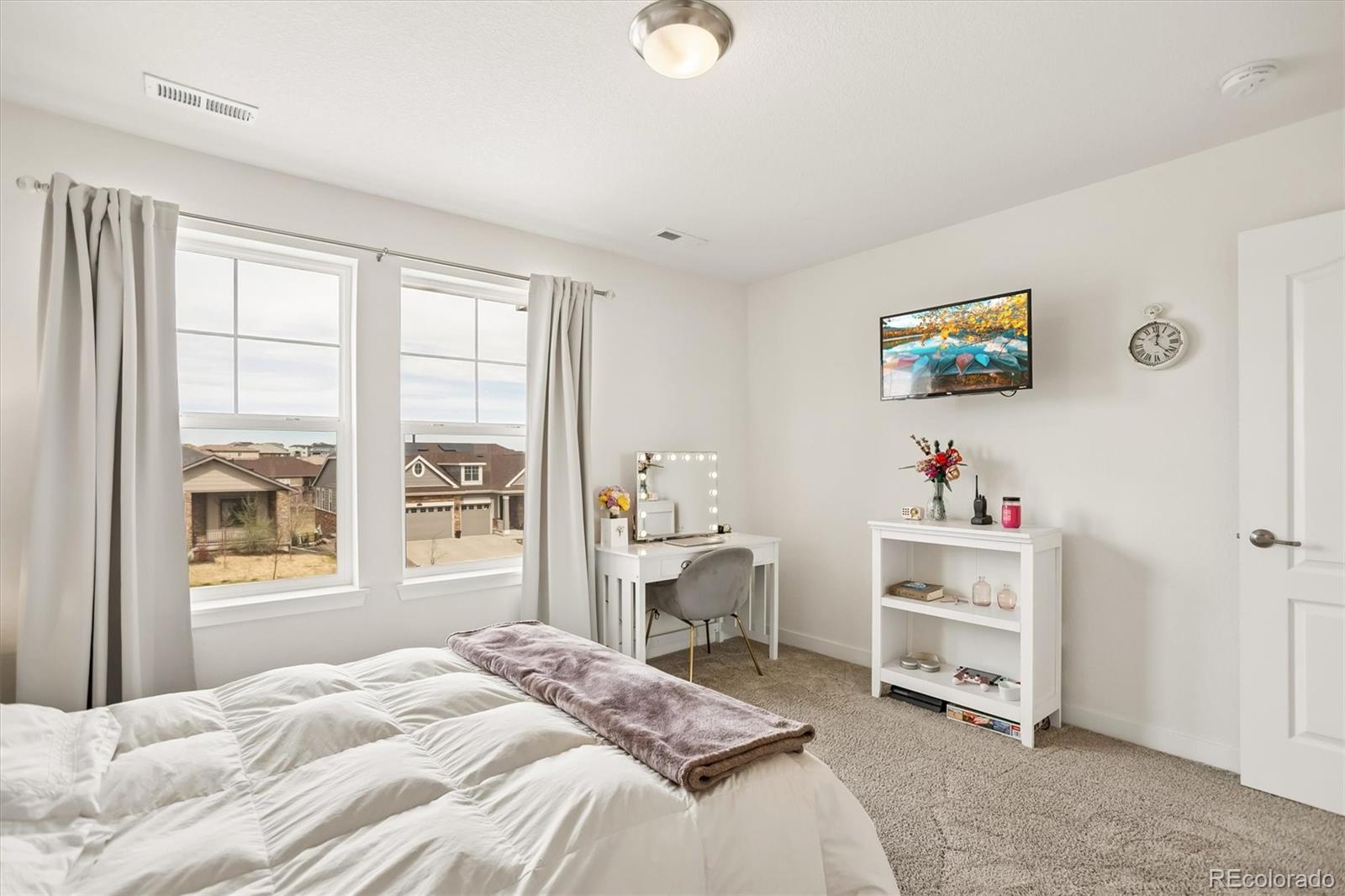 MLS Image #25 for 27790 e links place,aurora, Colorado