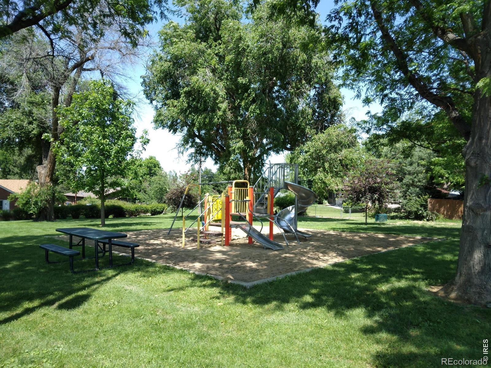 MLS Image #34 for 8  elizabeth court,longmont, Colorado
