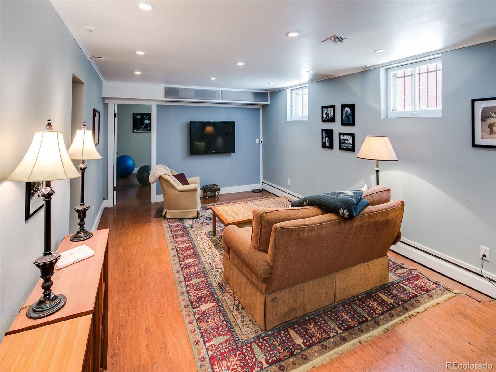 MLS Image #13 for 1259 s high street,denver, Colorado
