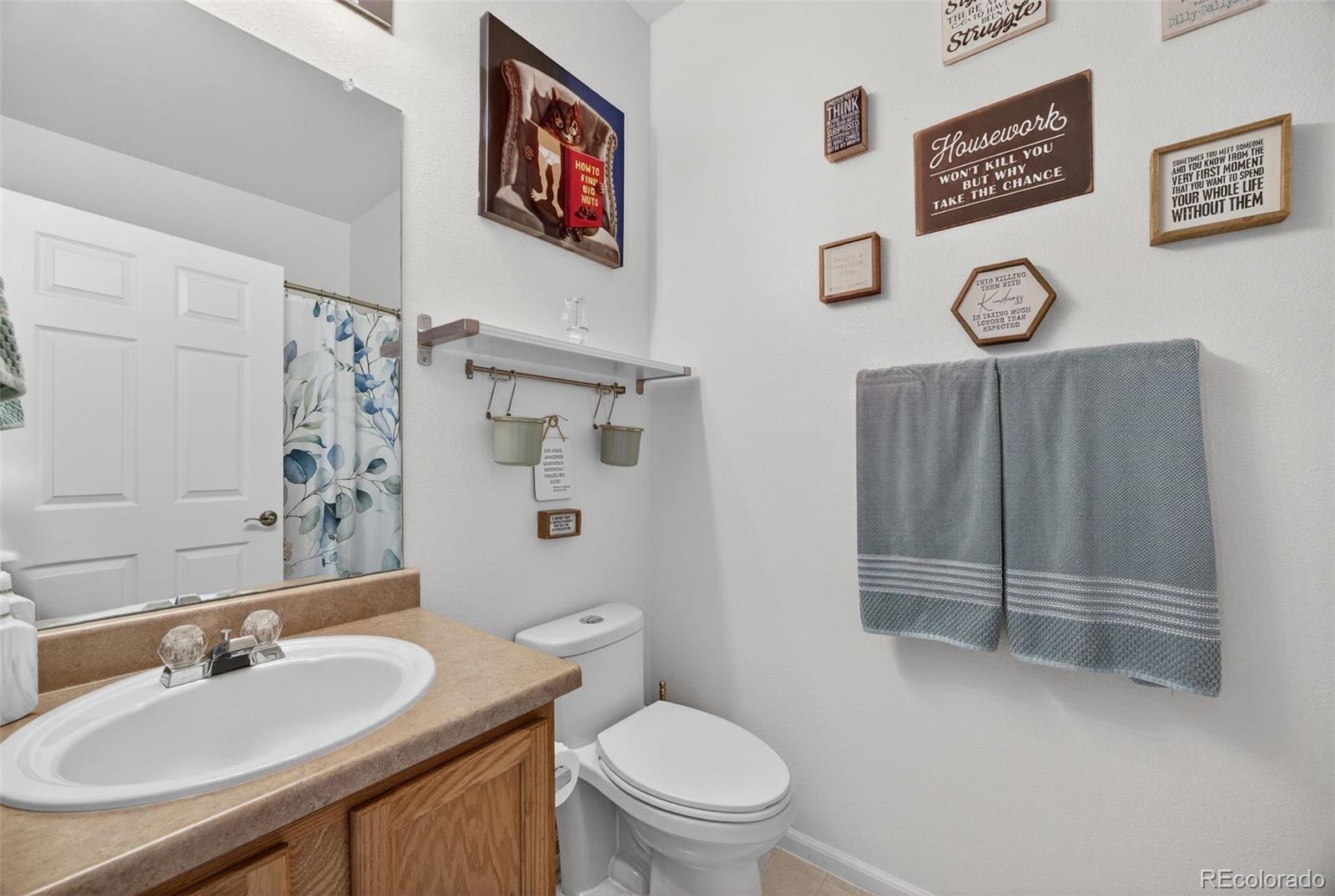 MLS Image #26 for 160  granby way a,aurora, Colorado