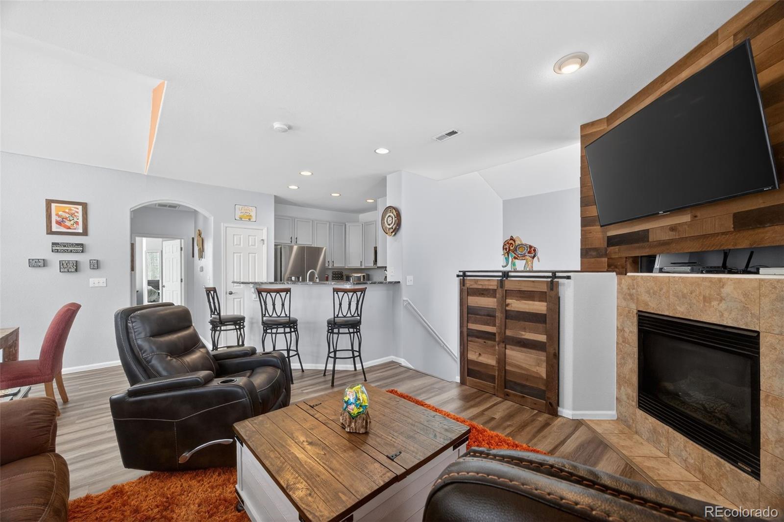 MLS Image #5 for 160  granby way a,aurora, Colorado