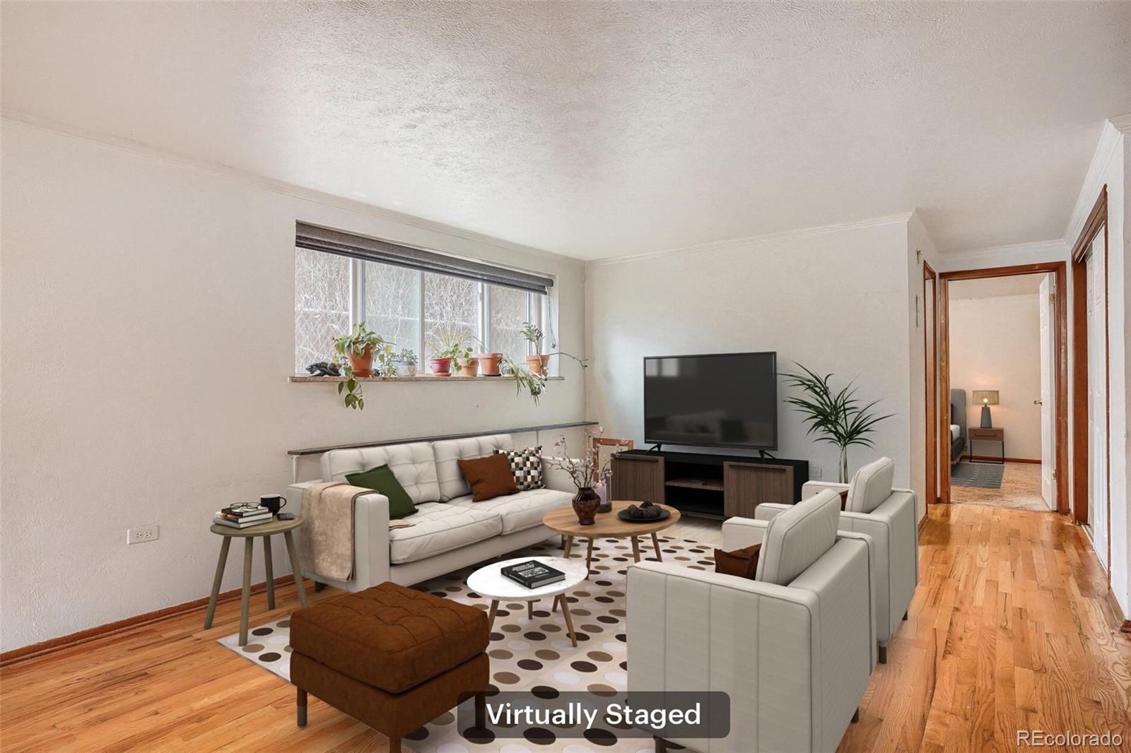 MLS Image #2 for 1063 n clarkson street,denver, Colorado