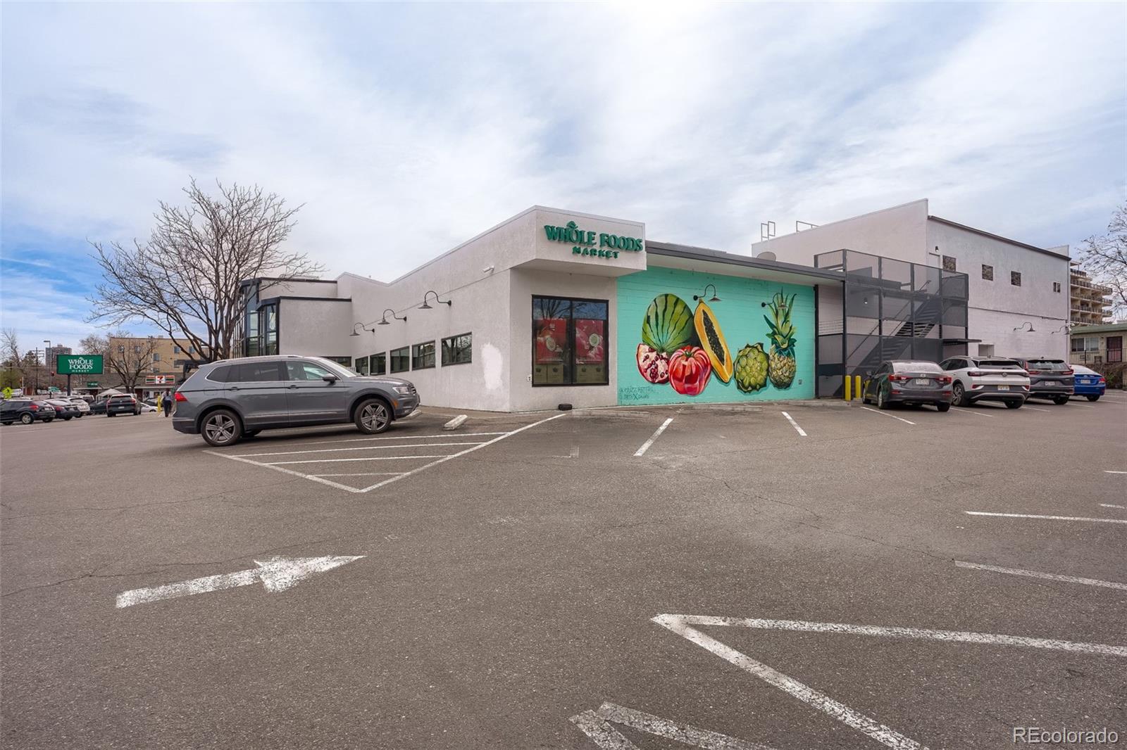 MLS Image #8 for 1063 n clarkson street,denver, Colorado