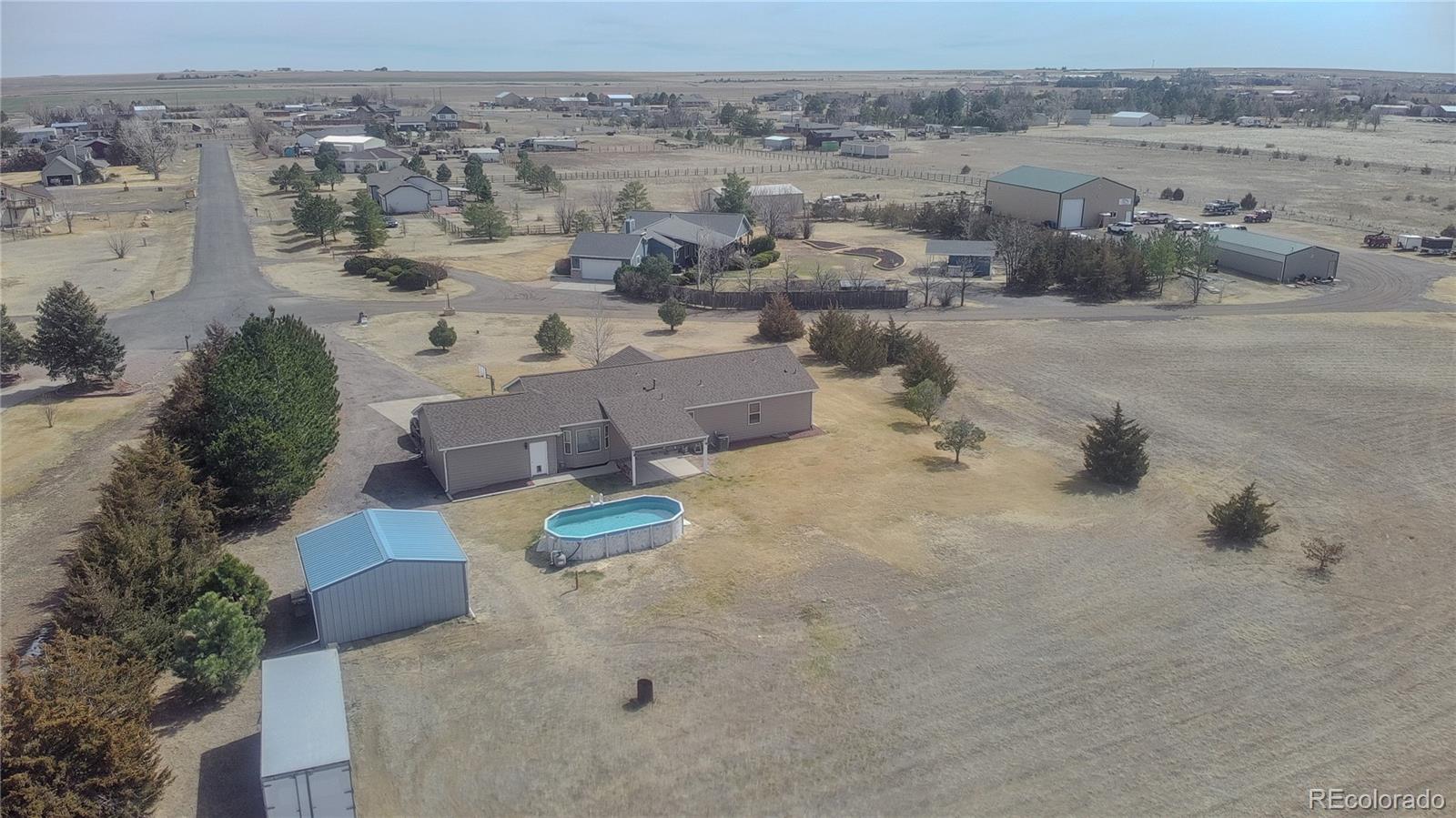 MLS Image #32 for 56100 e 33rd court,strasburg, Colorado