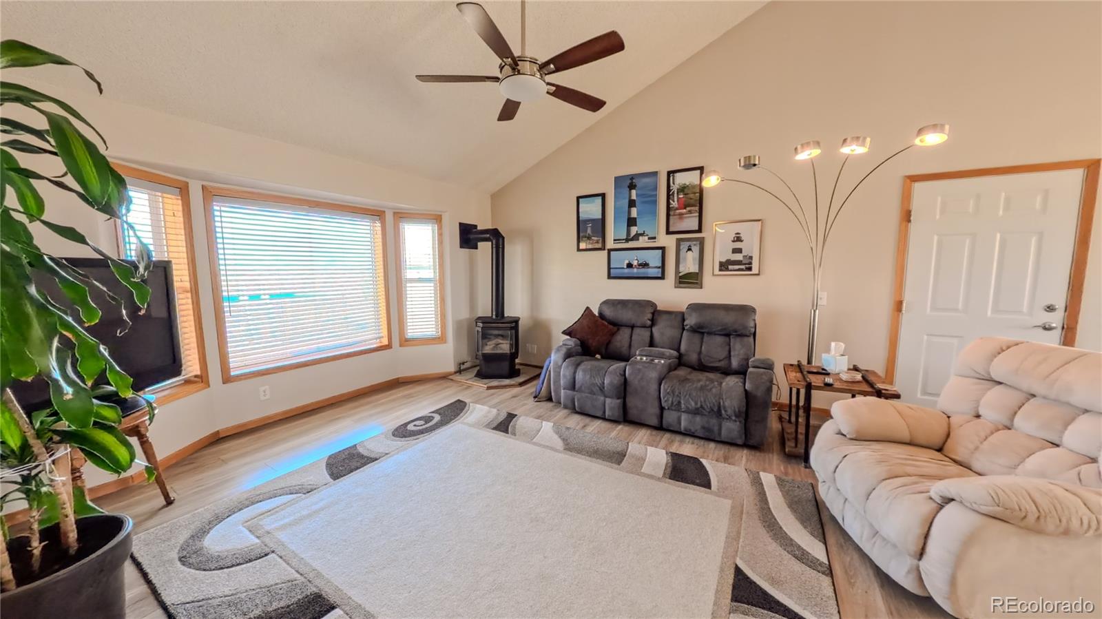 MLS Image #5 for 56100 e 33rd court,strasburg, Colorado