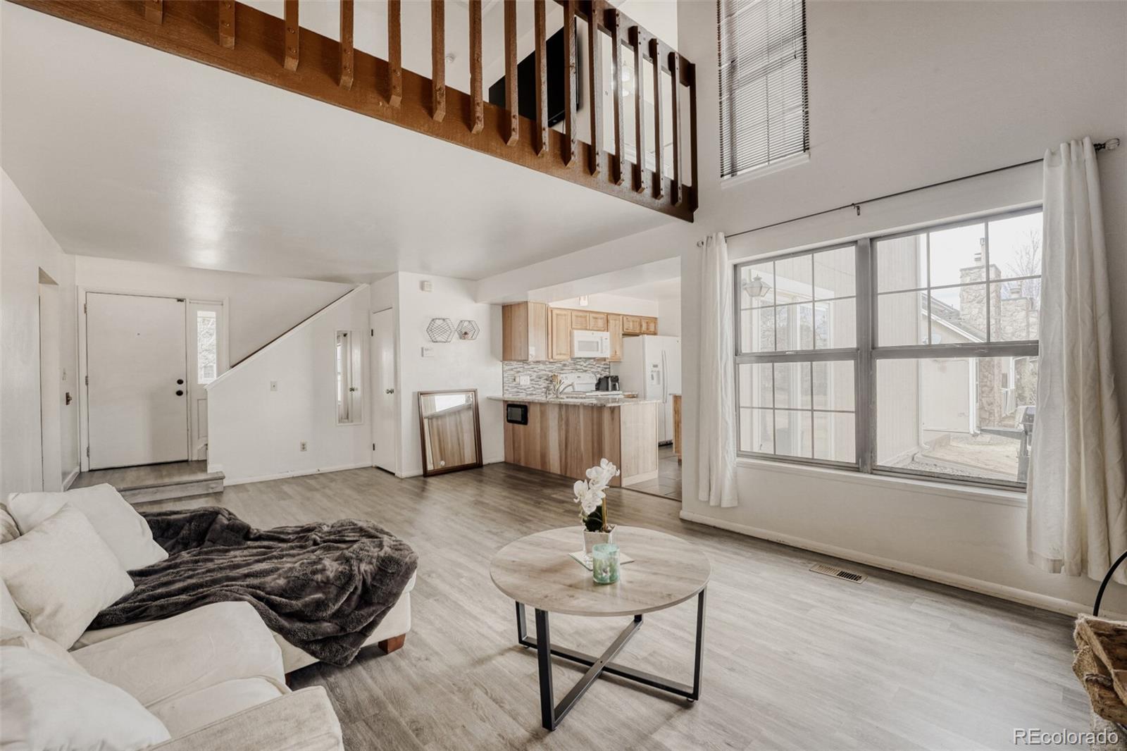 MLS Image #1 for 2621 s xanadu way b,aurora, Colorado