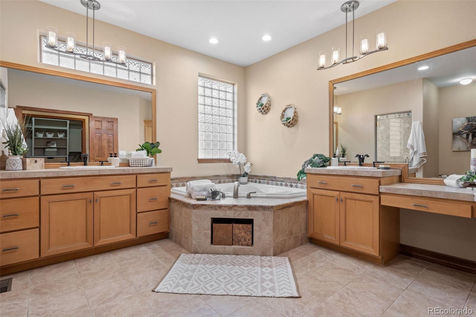 MLS Image #19 for 7130  puma trail,littleton, Colorado