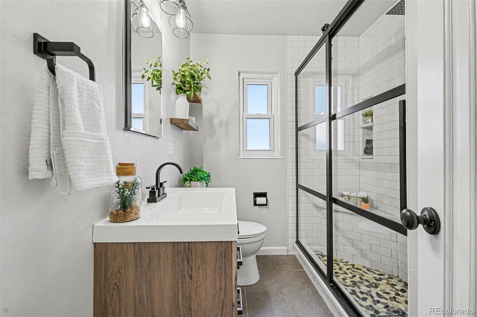 MLS Image #16 for 1212  magnolia street,denver, Colorado