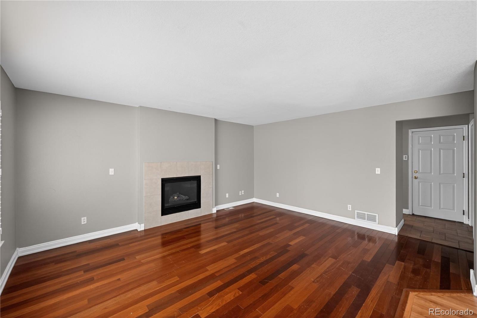MLS Image #4 for 20241  willowbend lane,parker, Colorado