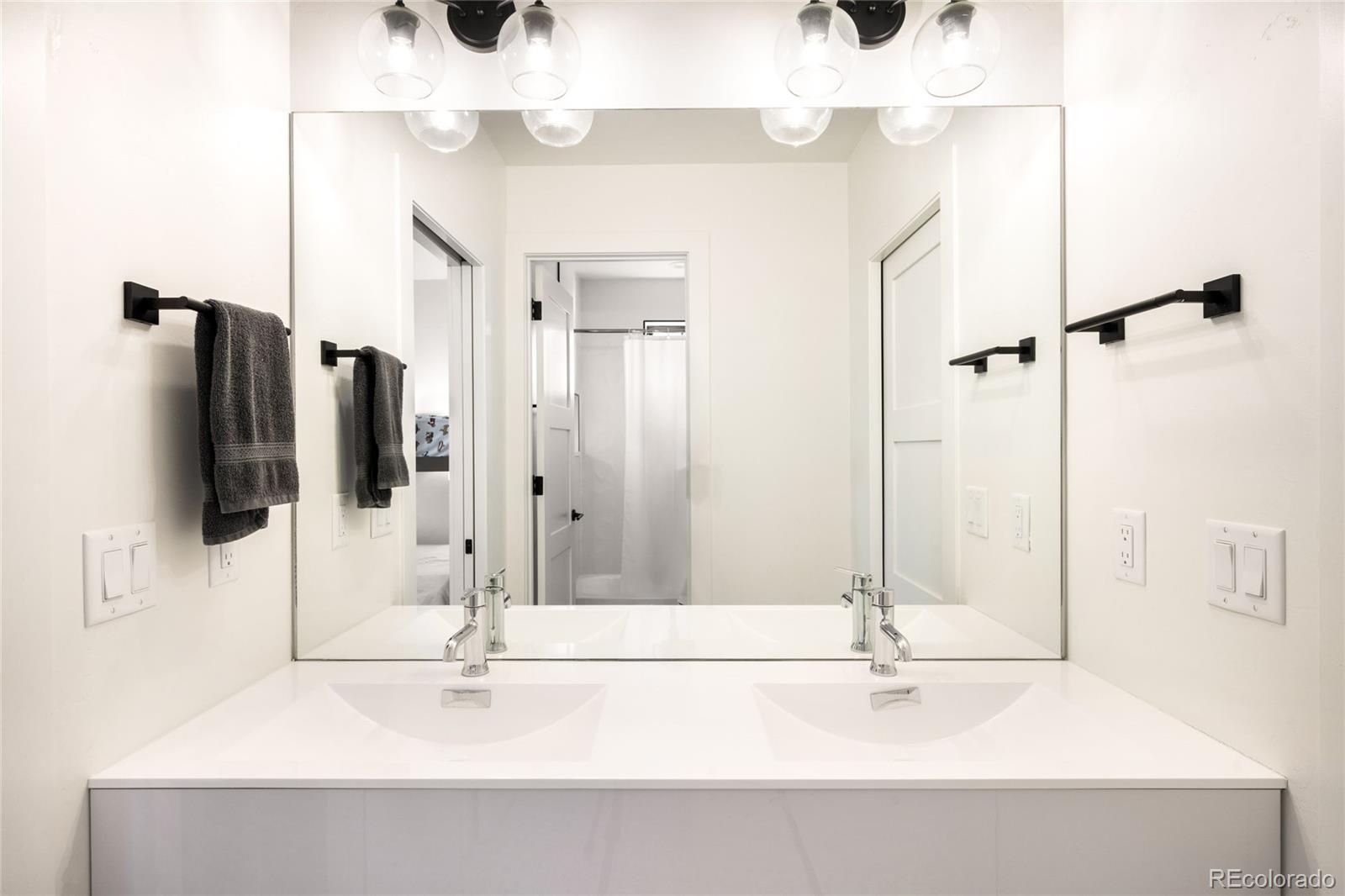MLS Image #34 for 1675 s steele street,denver, Colorado