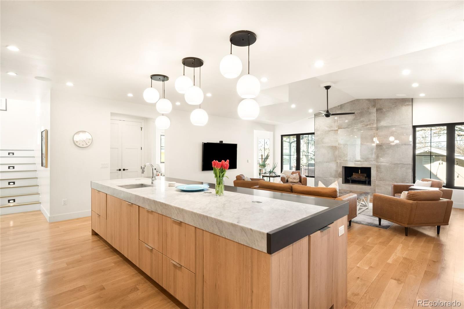 MLS Image #9 for 1675 s steele street,denver, Colorado