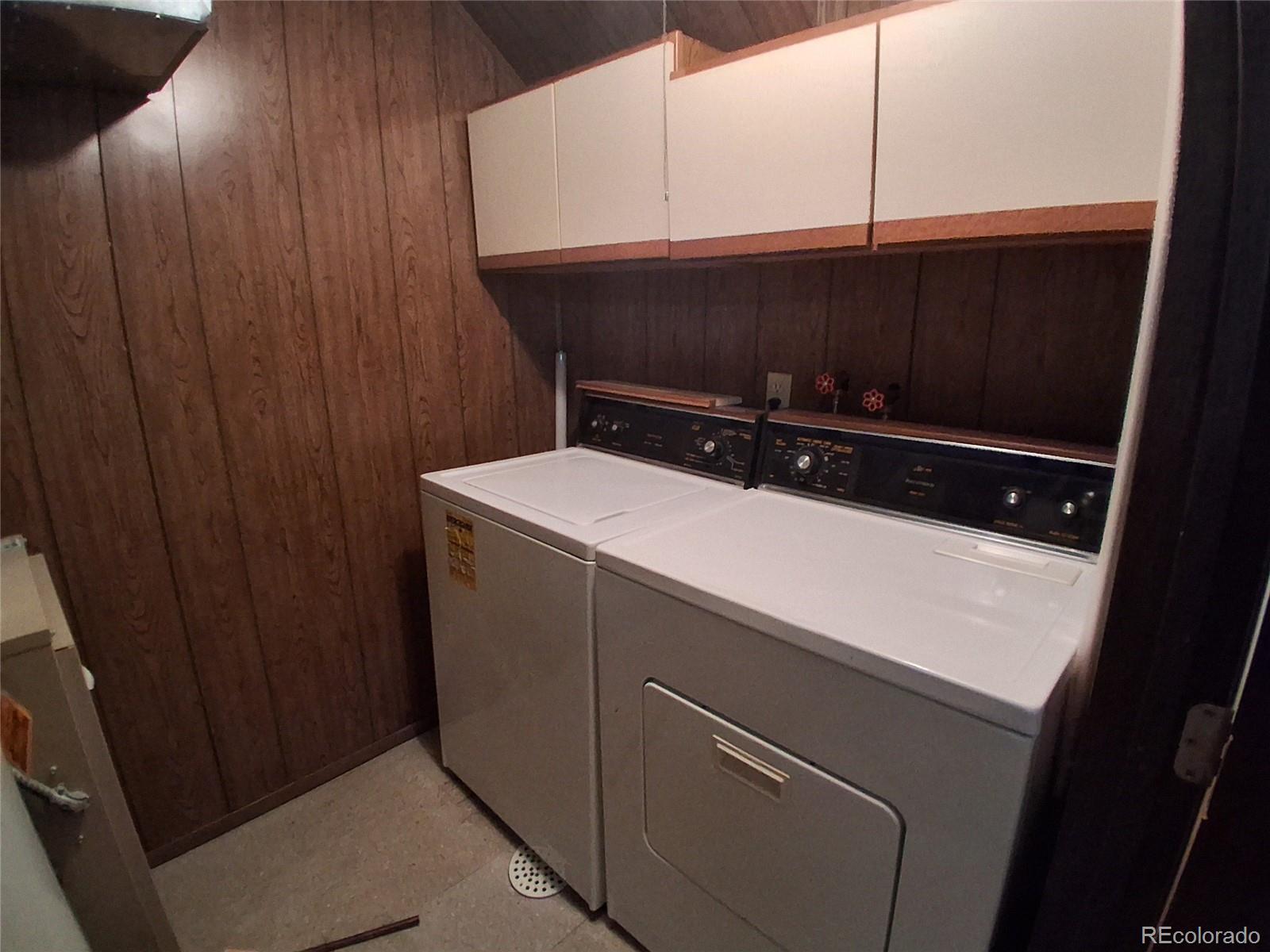 MLS Image #20 for 1135 s oneida street,denver, Colorado
