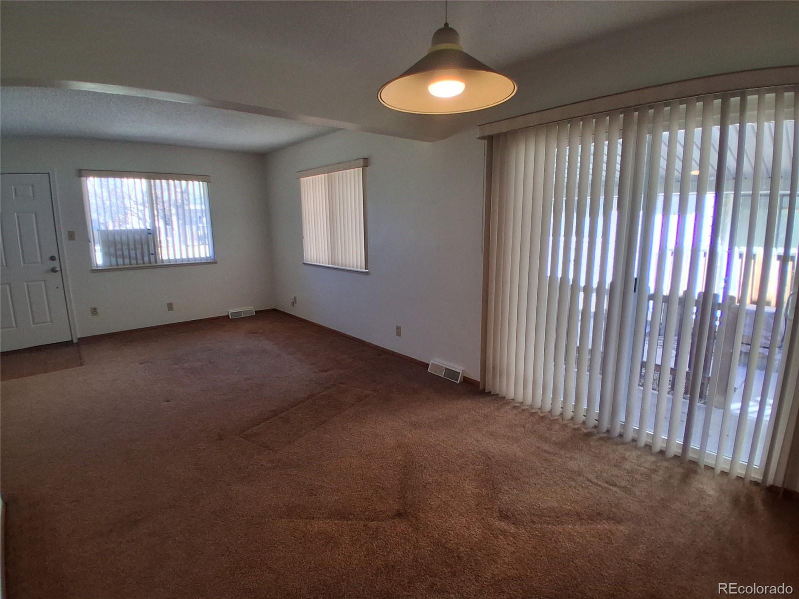 MLS Image #6 for 1135 s oneida street,denver, Colorado