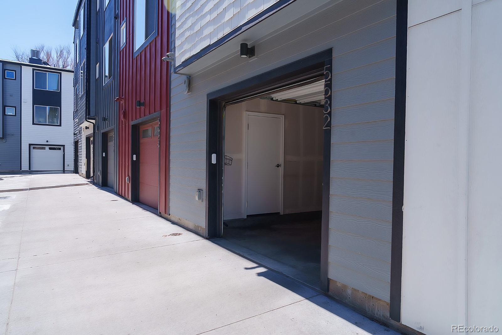 MLS Image #15 for 5532 w 10th place,lakewood, Colorado