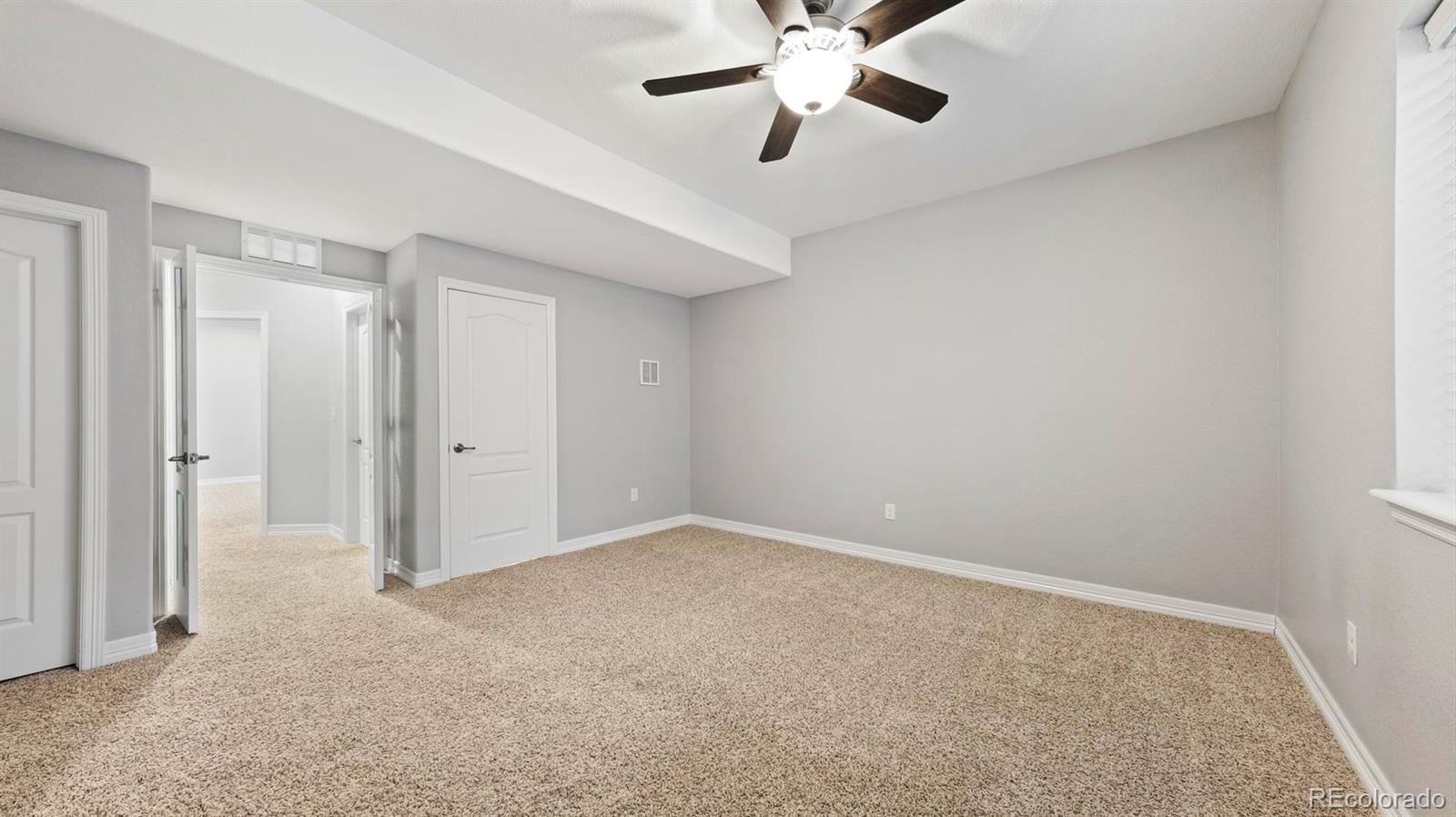 MLS Image #30 for 8169 s blackstone parkway,aurora, Colorado