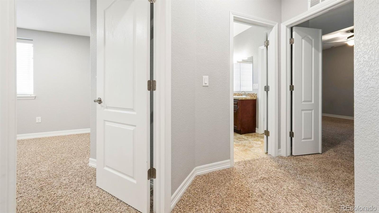 MLS Image #31 for 8169 s blackstone parkway,aurora, Colorado