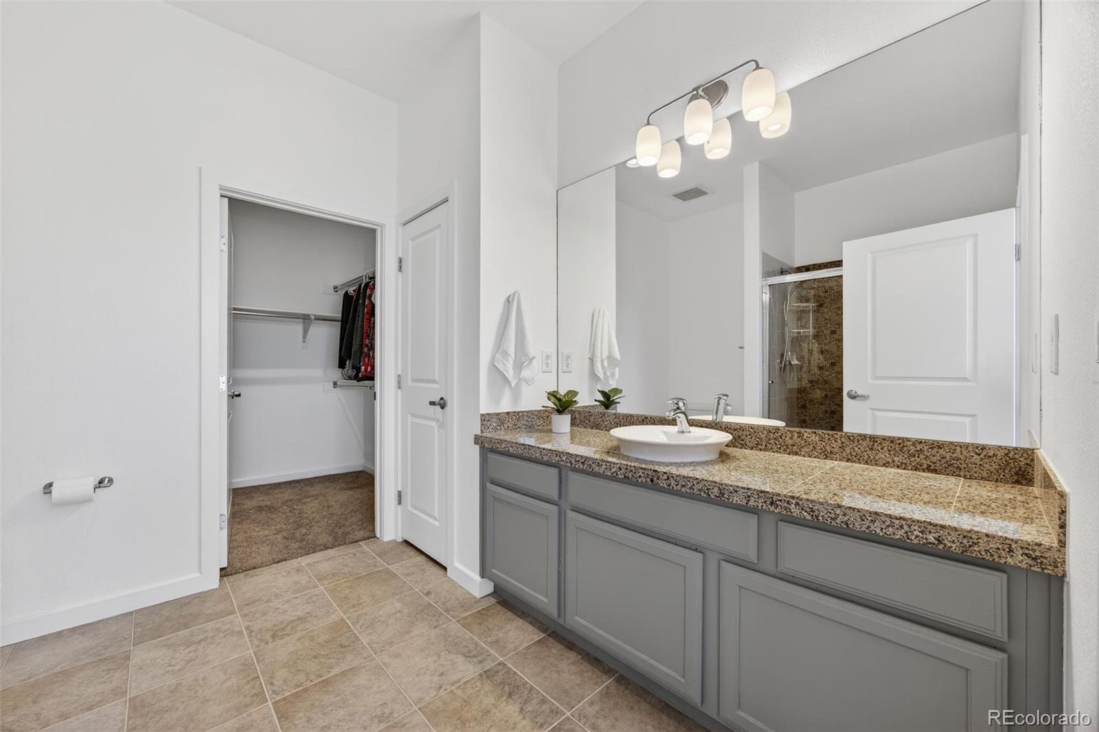 MLS Image #31 for 1441  central street 508,denver, Colorado