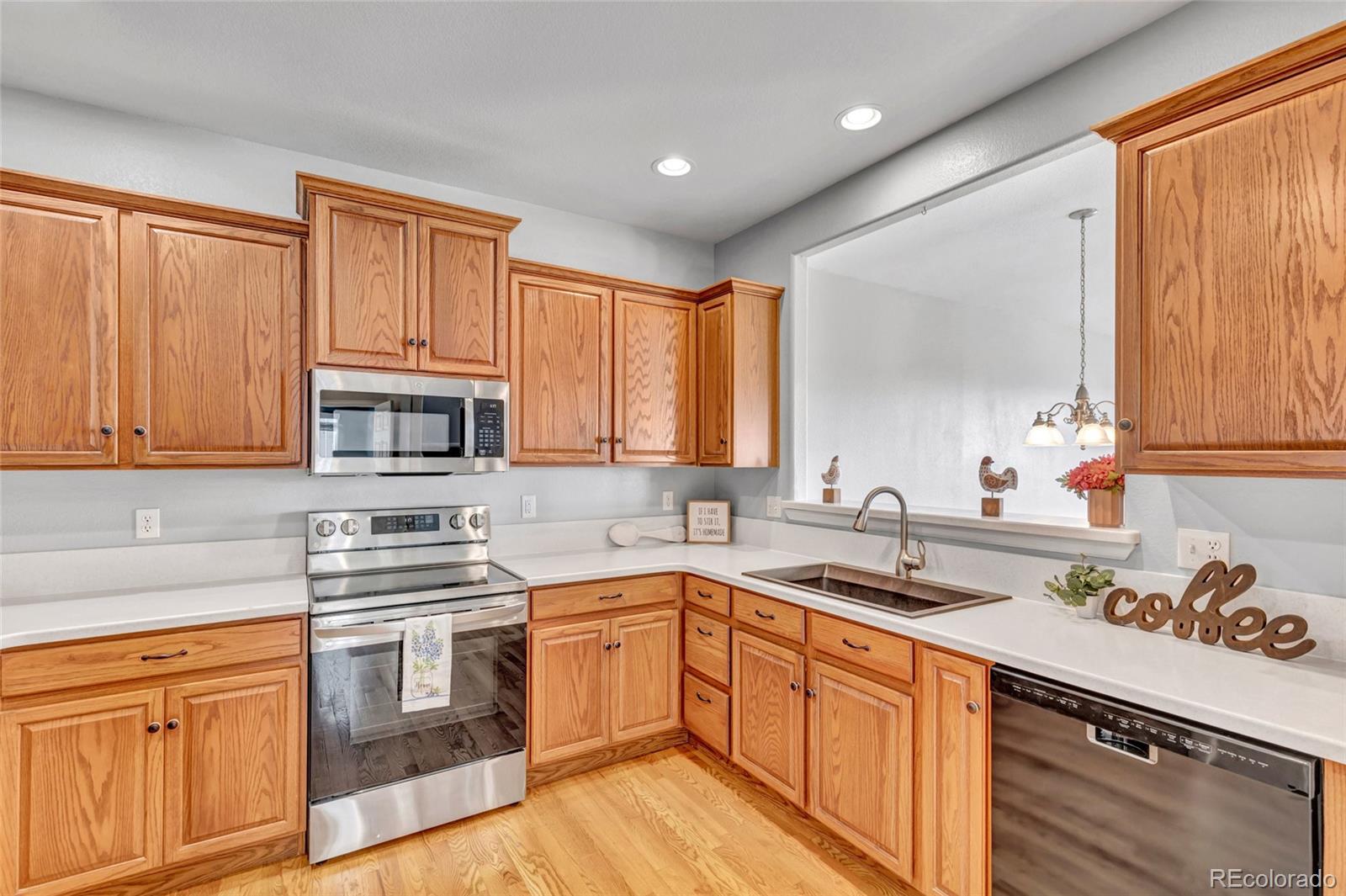 MLS Image #2 for 17099  blue mist grove,monument, Colorado