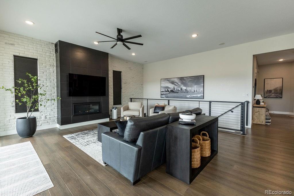 MLS Image #3 for 8677  big thompson street,littleton, Colorado