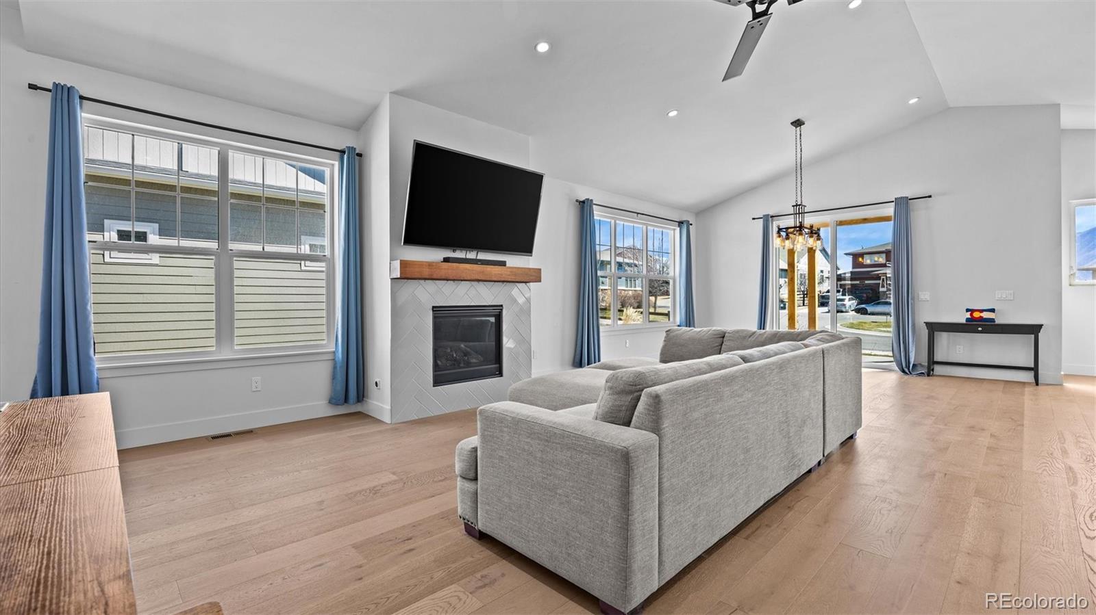 MLS Image #11 for 31  mt yale court,new castle, Colorado