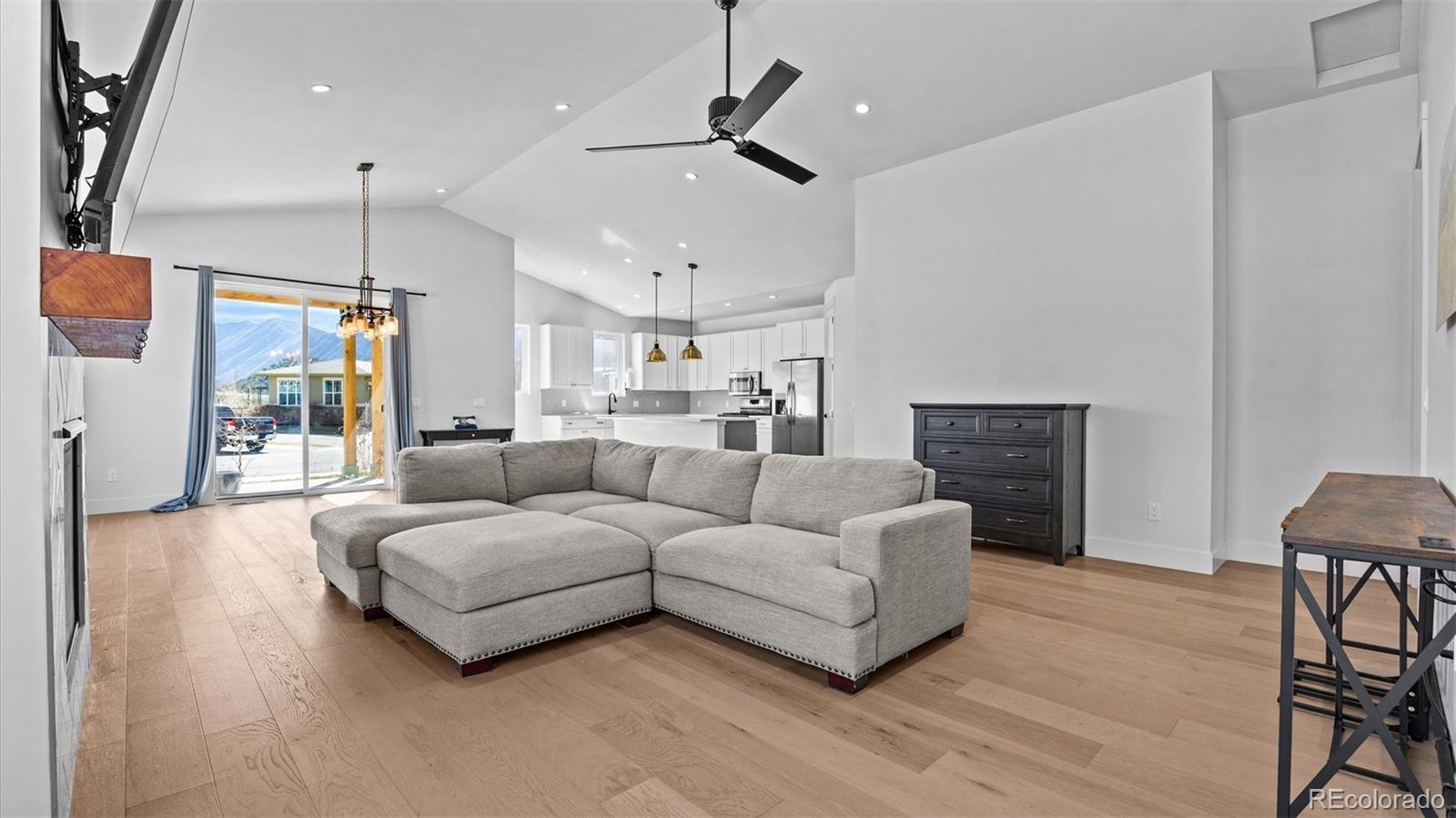 MLS Image #13 for 31  mt yale court,new castle, Colorado