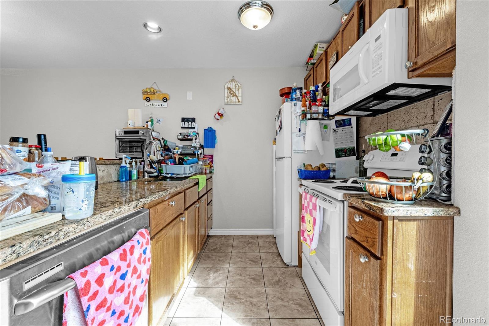 MLS Image #8 for 12182 e kepner place,aurora, Colorado