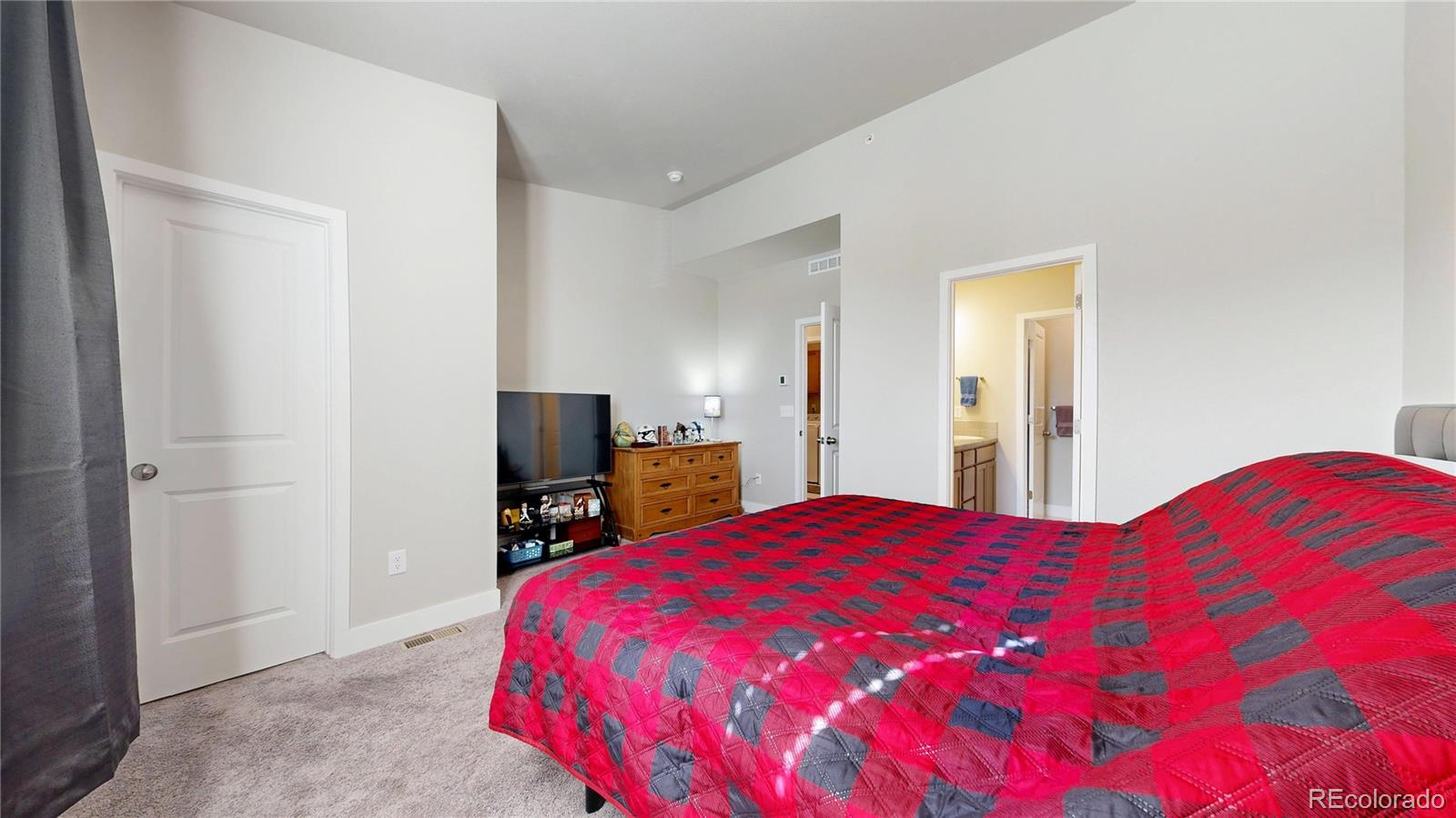 MLS Image #8 for 2768 w 68th avenue,denver, Colorado