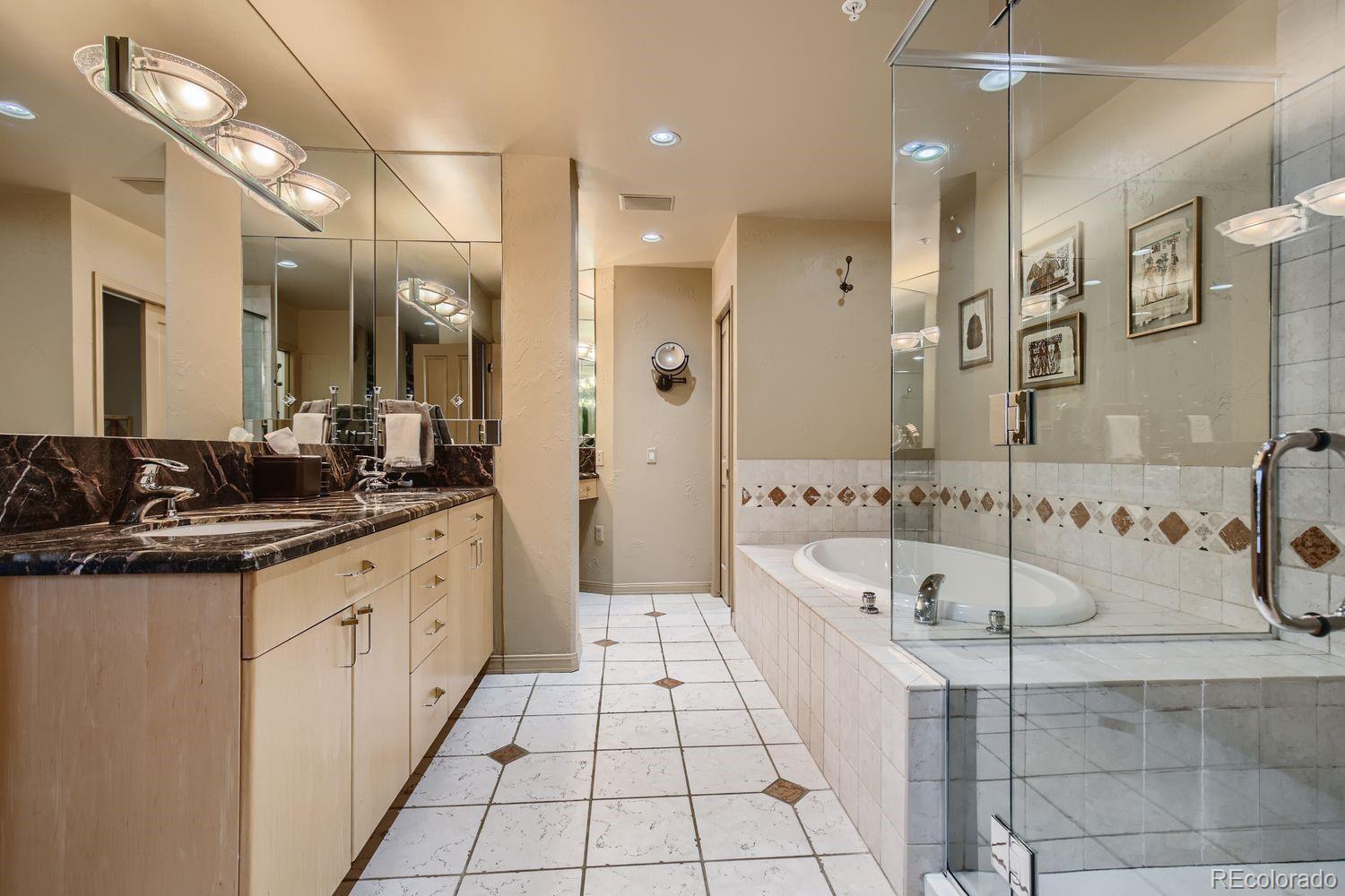 MLS Image #19 for 1735  19th street 5b,denver, Colorado