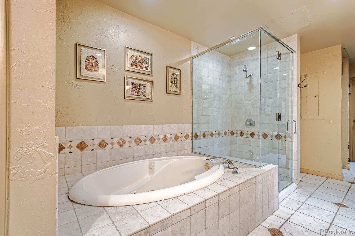 MLS Image #21 for 1735  19th street 5b,denver, Colorado