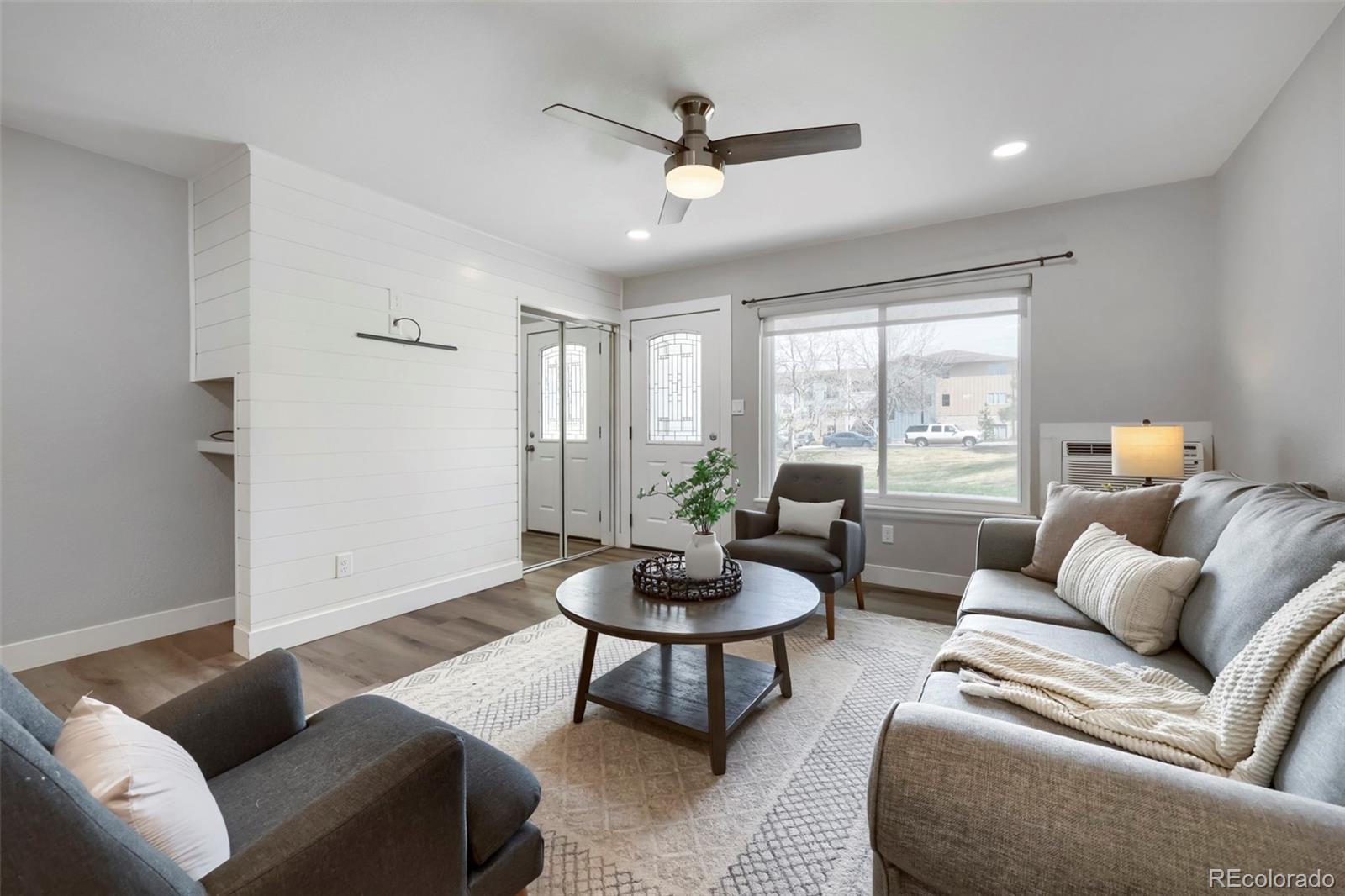 MLS Image #4 for 532  oakwood drive,castle rock, Colorado