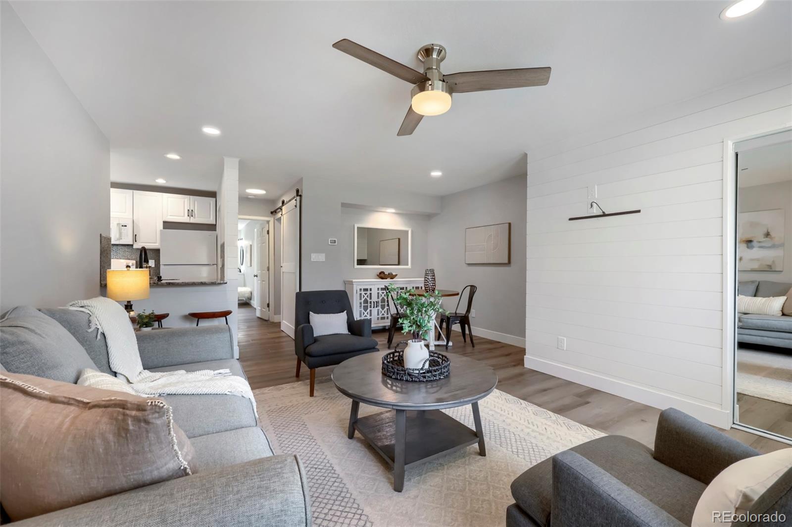 MLS Image #5 for 532  oakwood drive,castle rock, Colorado