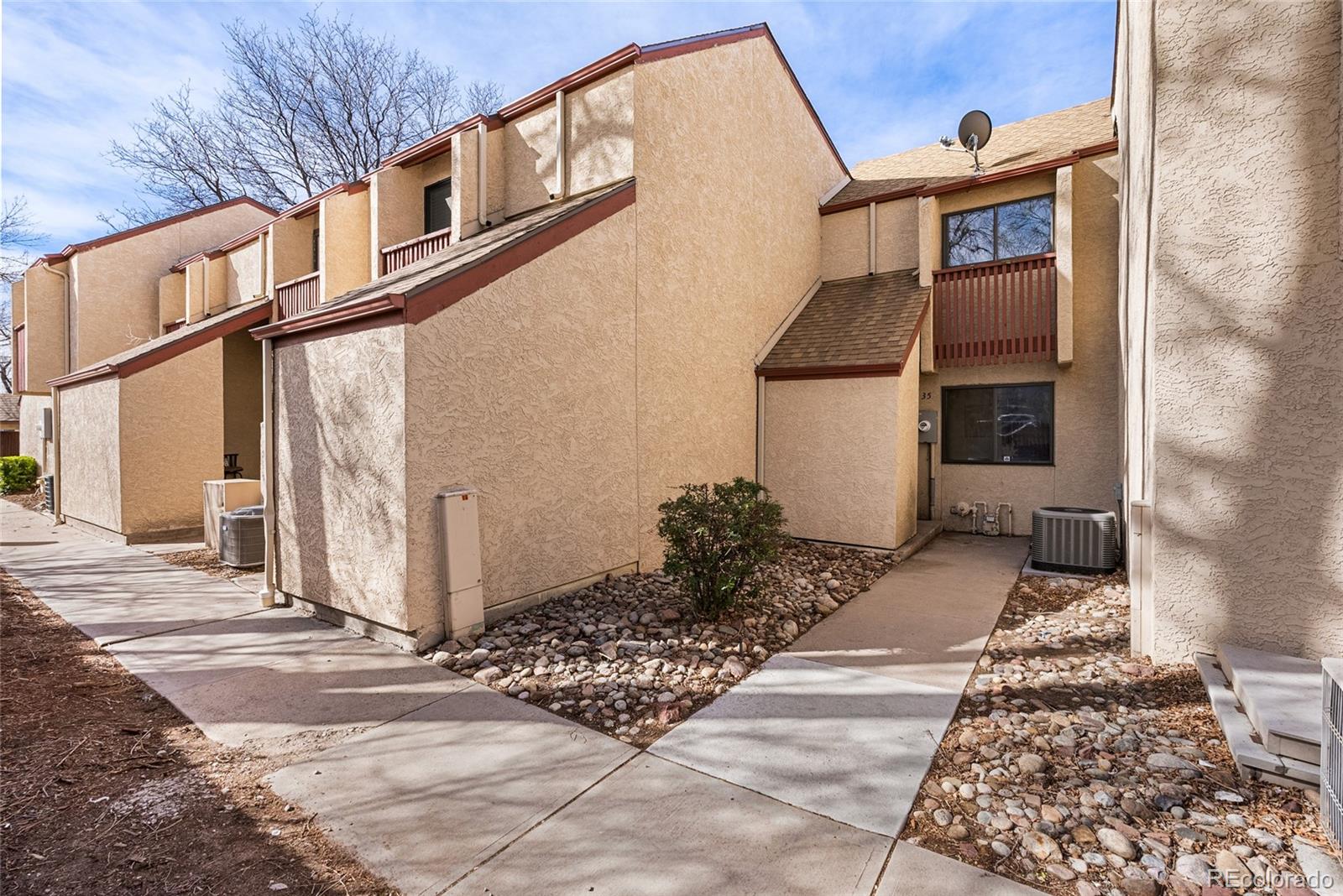 MLS Image #16 for 1060 s parker road,denver, Colorado