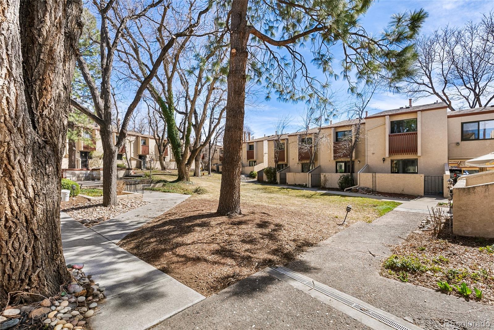 MLS Image #20 for 1060 s parker road,denver, Colorado