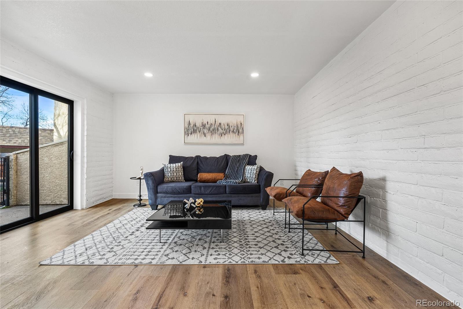 MLS Image #7 for 1060 s parker road,denver, Colorado
