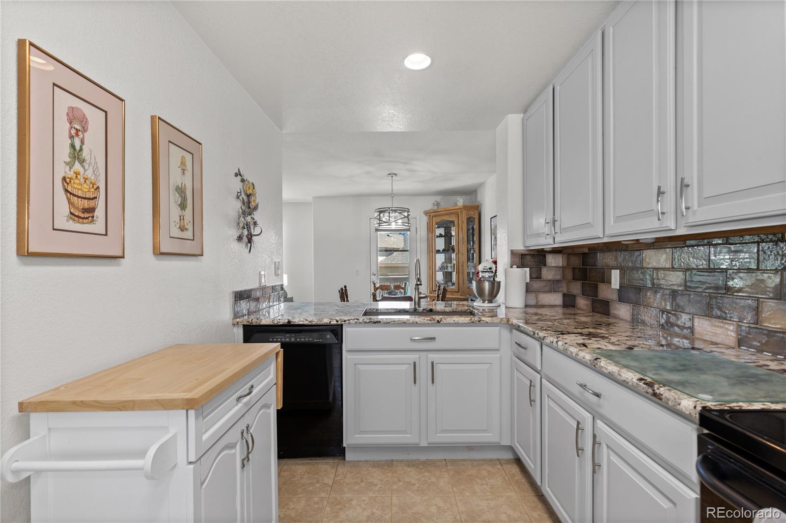 MLS Image #19 for 21965 e irish drive,aurora, Colorado