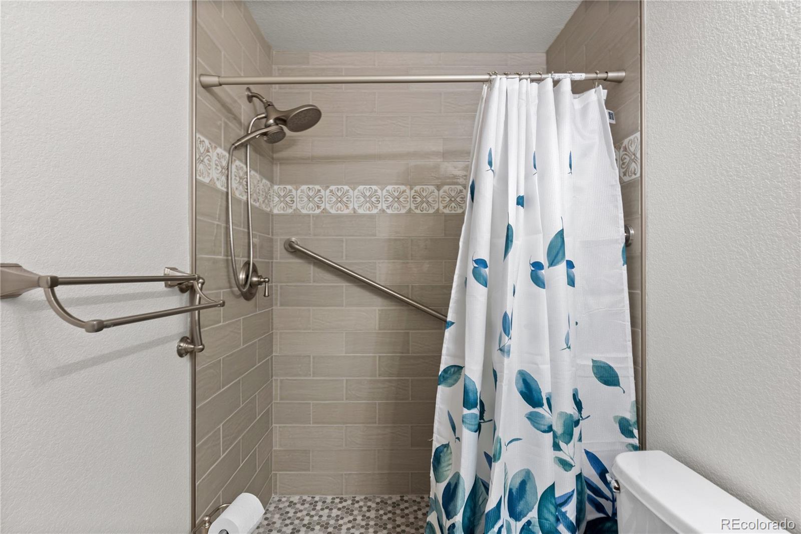 MLS Image #23 for 21965 e irish drive,aurora, Colorado