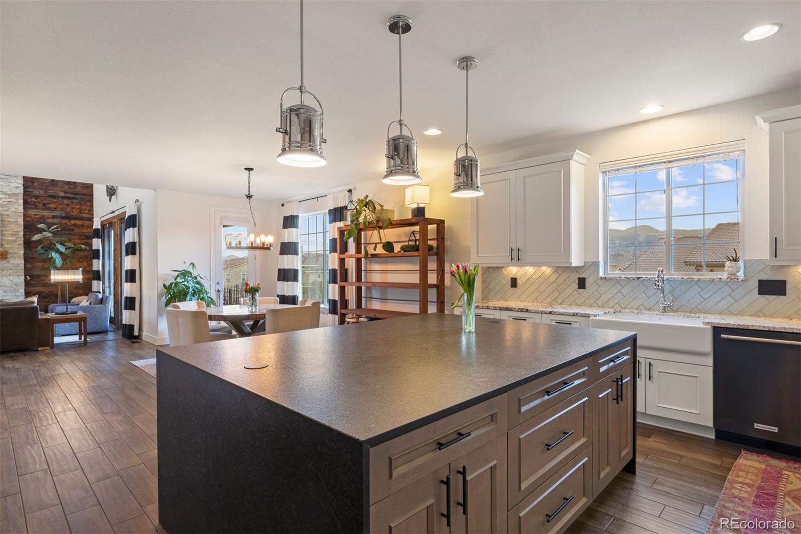 MLS Image #13 for 2257 s juniper street,lakewood, Colorado