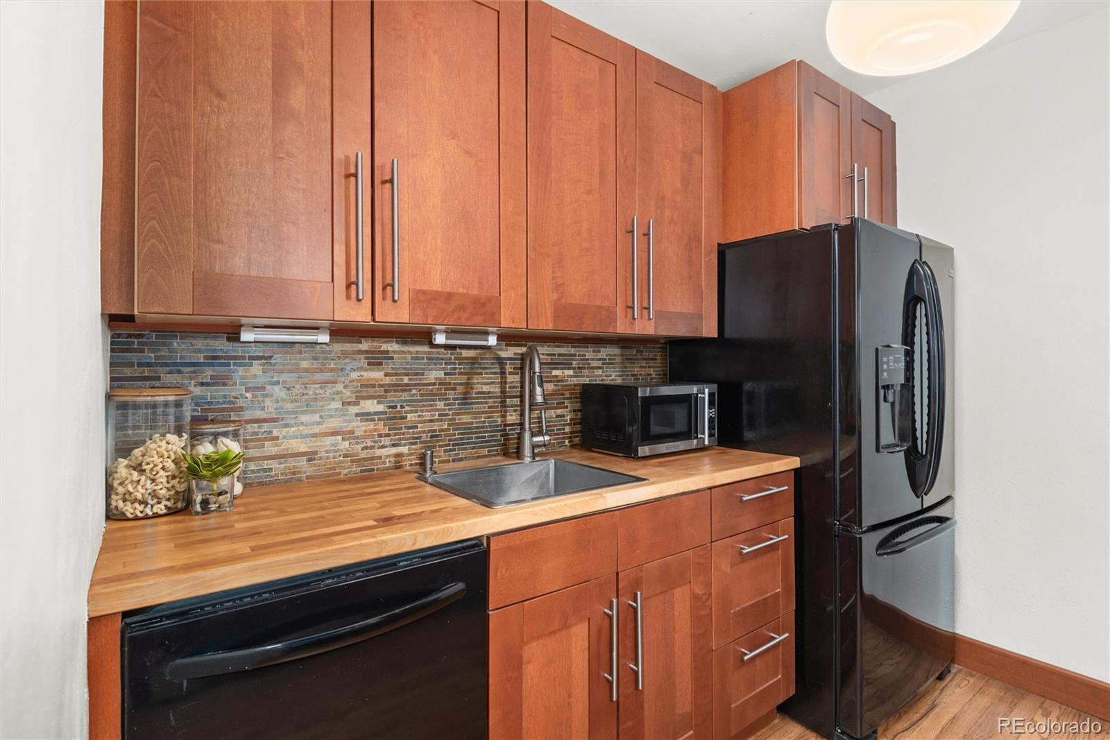 MLS Image #11 for 1446 n gilpin street 1,denver, Colorado