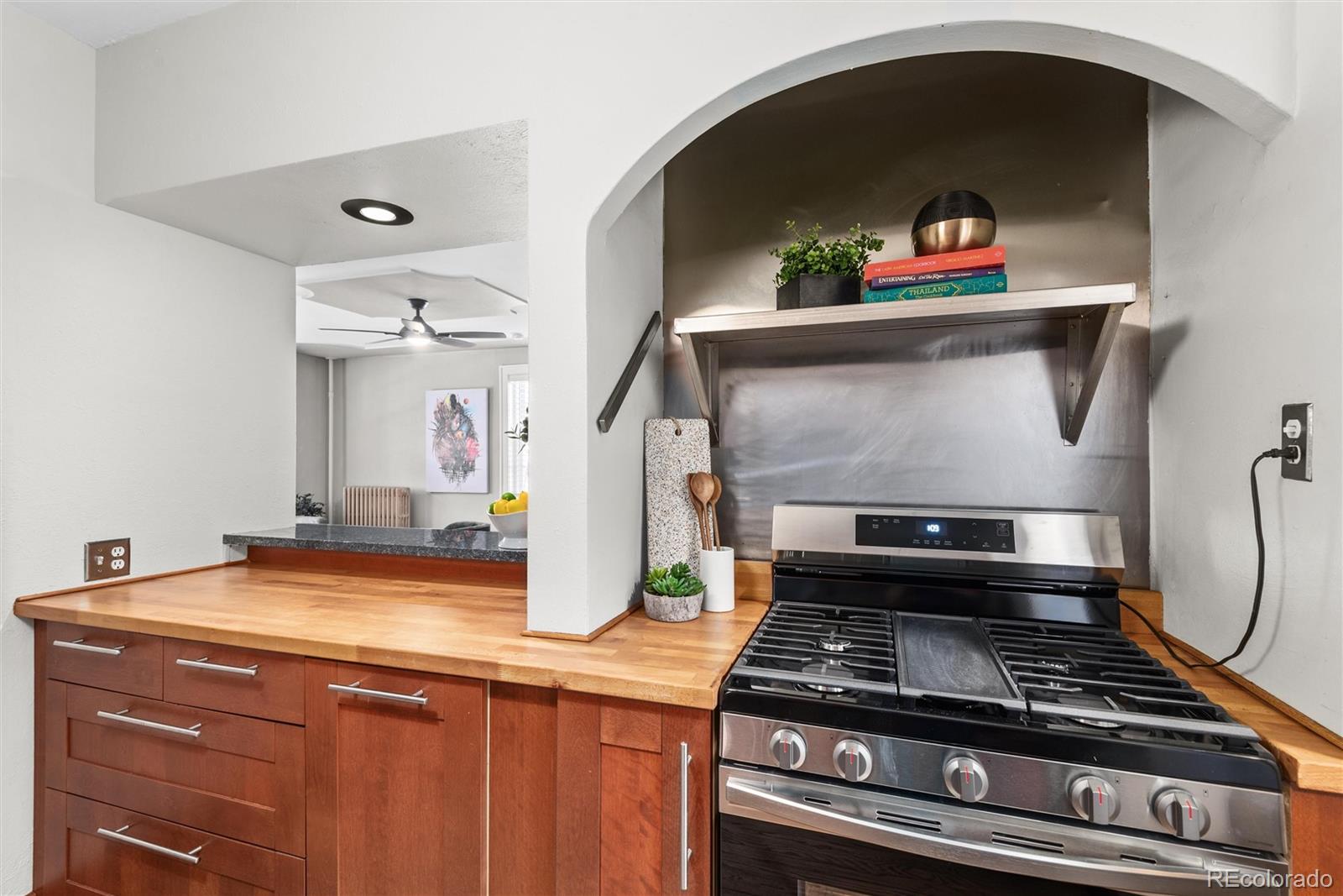 MLS Image #13 for 1446 n gilpin street 1,denver, Colorado