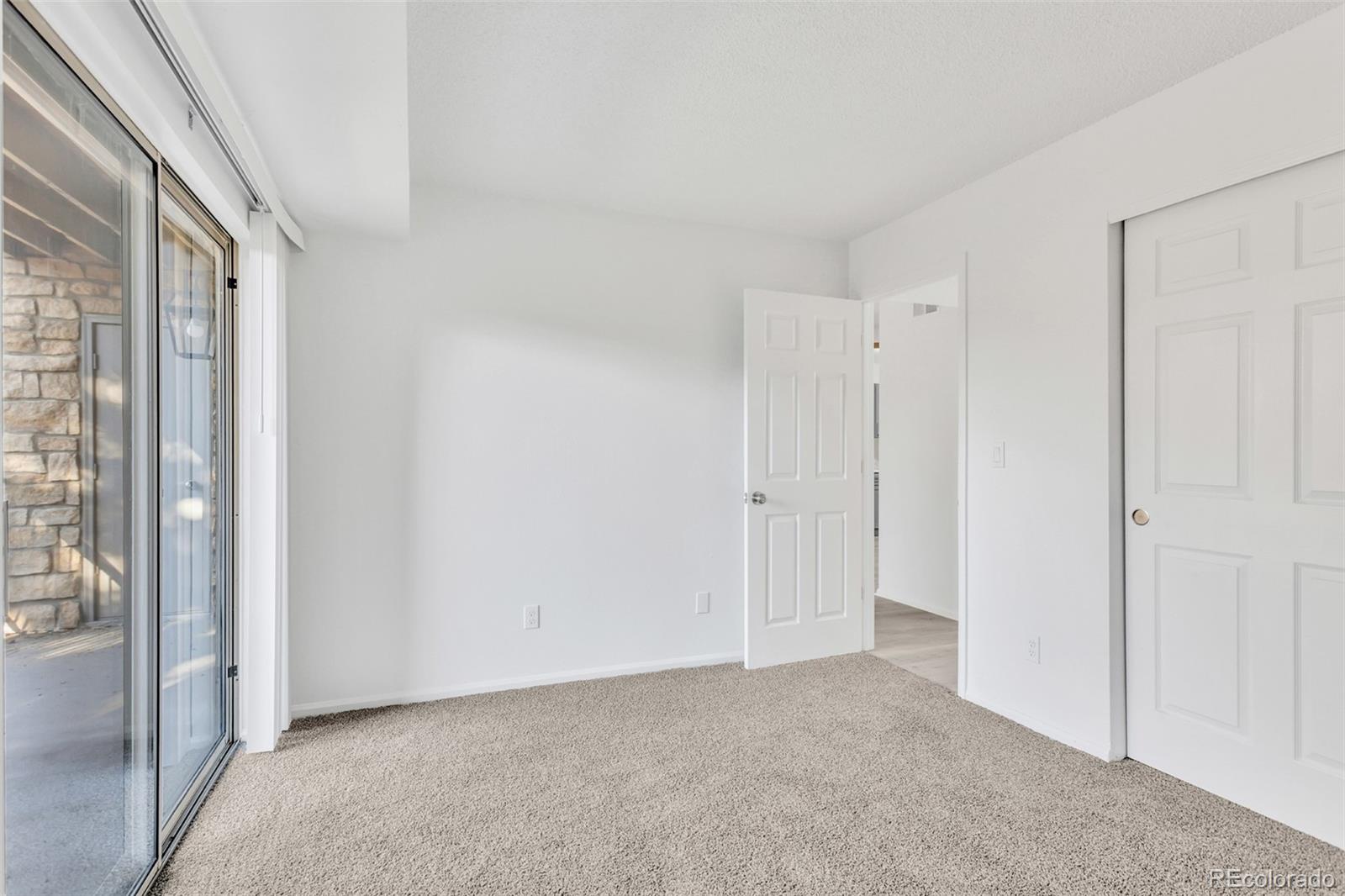 MLS Image #12 for 2575 s syracuse way j108,denver, Colorado