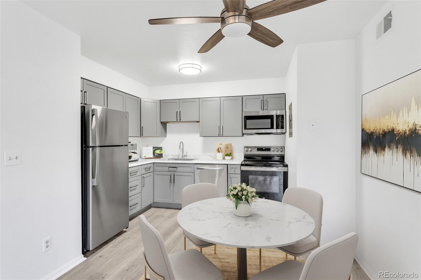 MLS Image #3 for 2575 s syracuse way j108,denver, Colorado