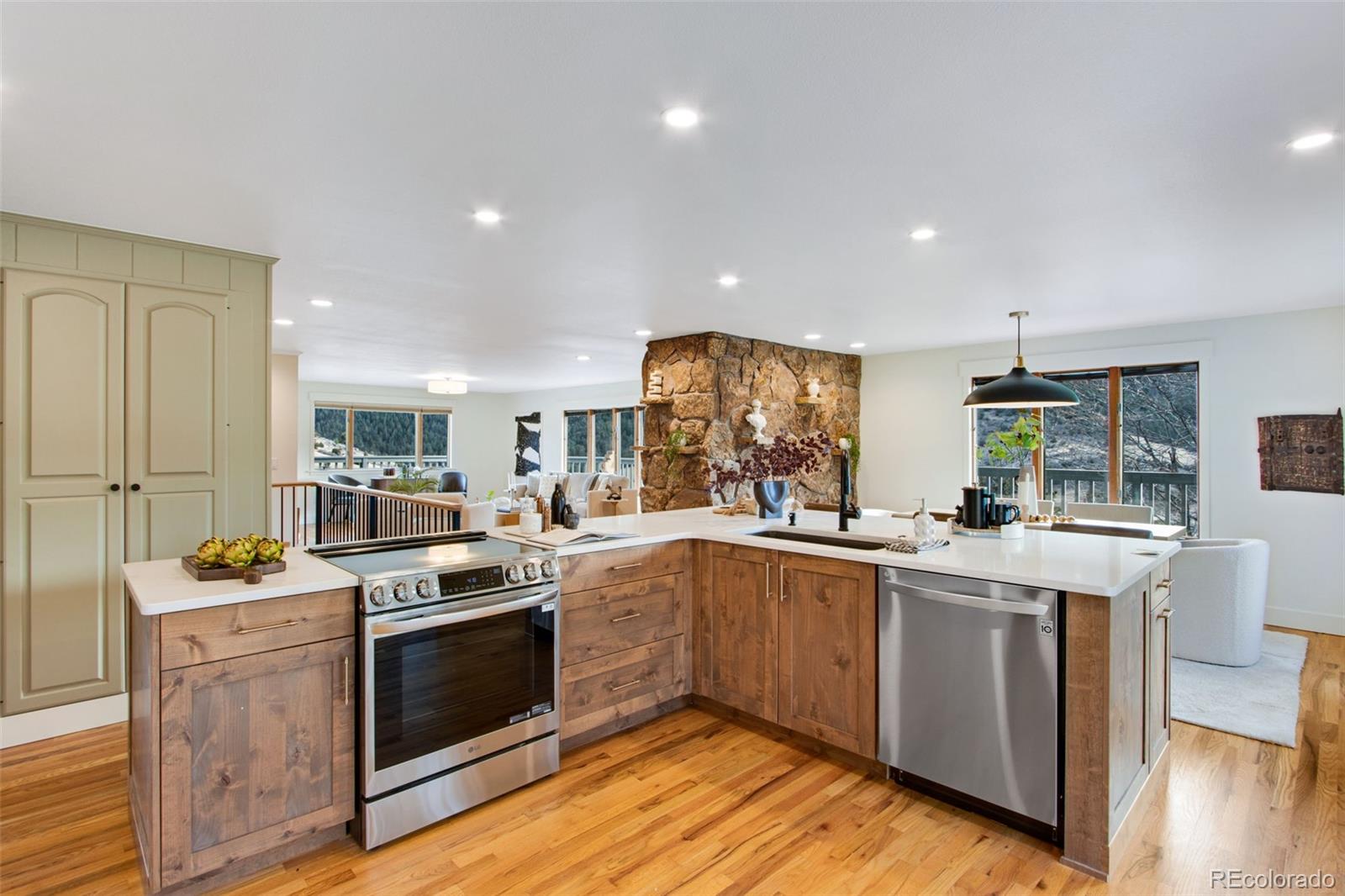 MLS Image #21 for 12615  county road 43 ,drake, Colorado