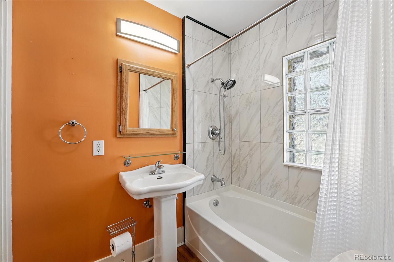 MLS Image #21 for 2549  holly street,denver, Colorado
